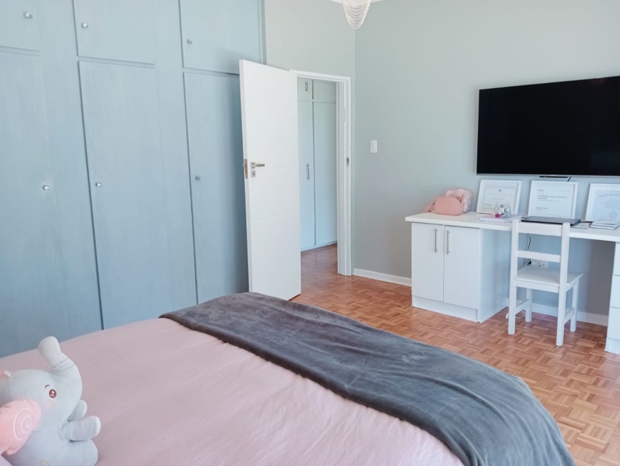 5 Bedroom Property for Sale in Vanes Estate Eastern Cape